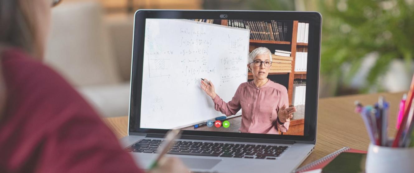 Yatırım topluluğu başarı metrikleri ve ilerleme takibi